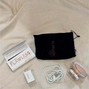 Ladies “Flawless Legs” Electric Razor - New